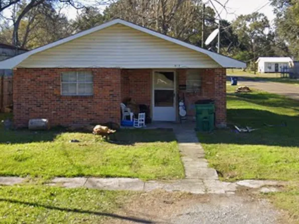 812 N Frederick Ave, Kaplan, LA 70548