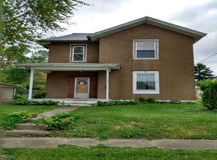 809 E 2nd Ave, Monmouth, IL 61462