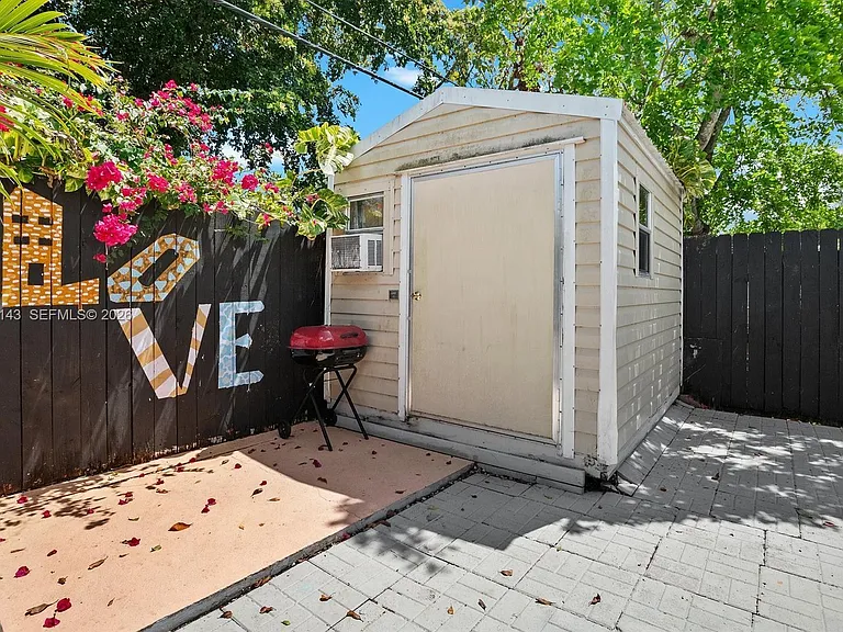 4276 SW 56th Ave — Photo 21