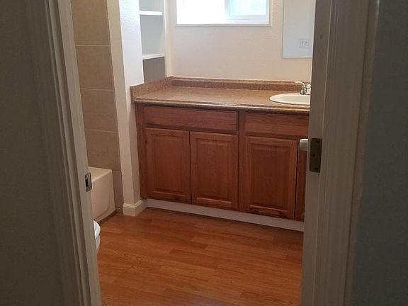 5th image of 4425 Solano Ave #19