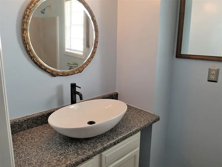 505 Georgia St — Photo 20
