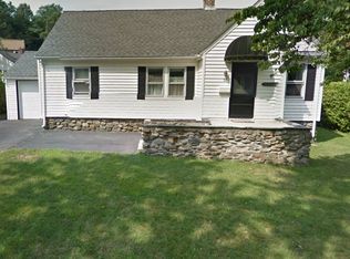 52 Ideal Rd, Worcester, MA 01604