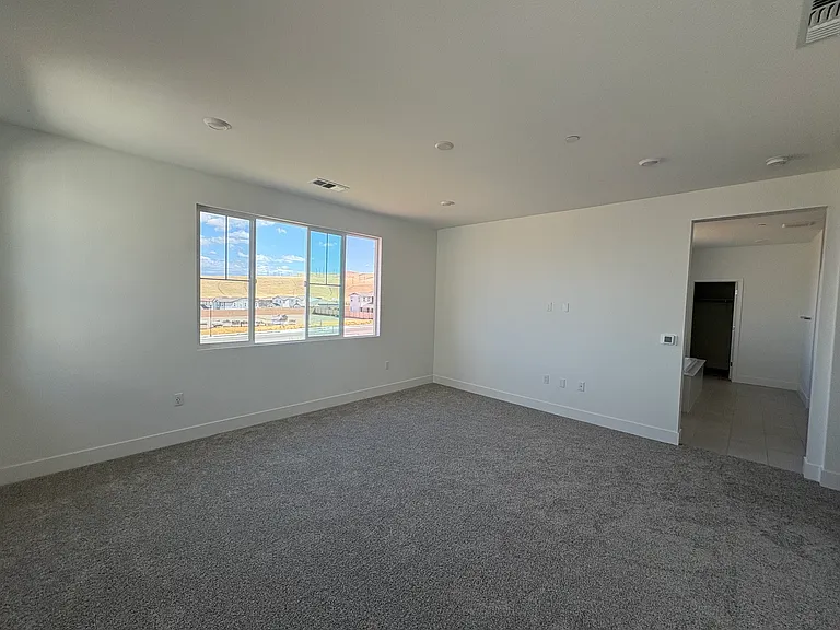 7966 Lamplight Dr — Photo 32