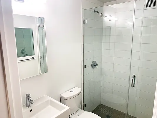 Rented by Stonehenge NYC LLC | media 8