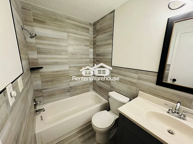 7330 York Ave S #101 — Photo 17