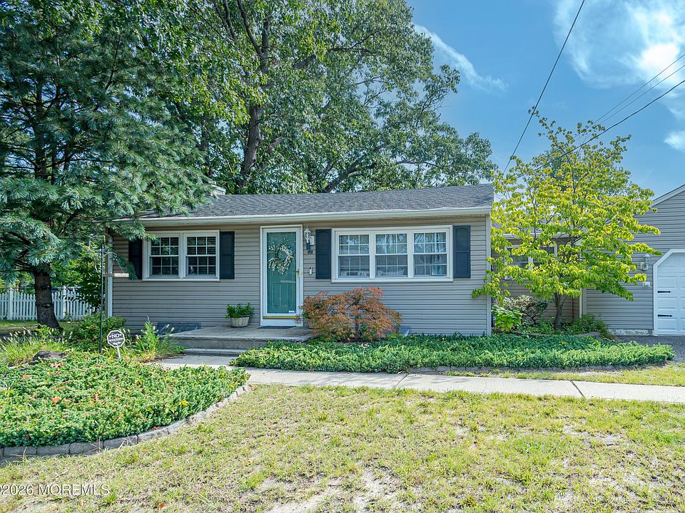 1st image of 535 Jackson Avenue