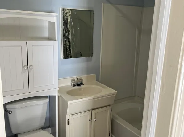 1552 Westwood Ave #1, Lakewood, OH 44107