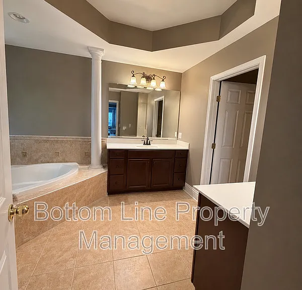 8045 Talcott Dr — Photo 17