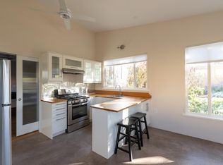 1819 Hano Rd, Santa Fe, NM 87505