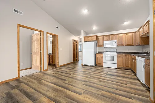 203 E 5th St #202 Photo 1
