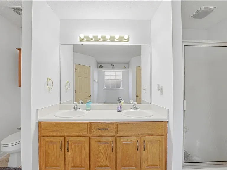 2634 Hidden Estates Cir — Photo 4