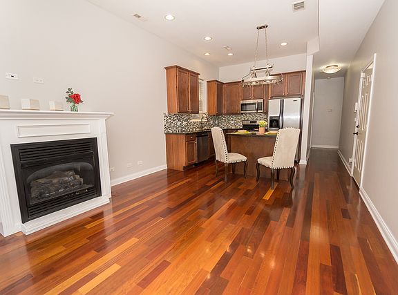 5th image of 3440 N Narragansett Ave Unit 2