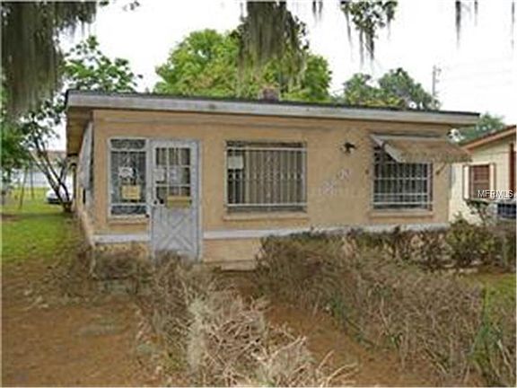 2nd image of 2270 Magnolia St E