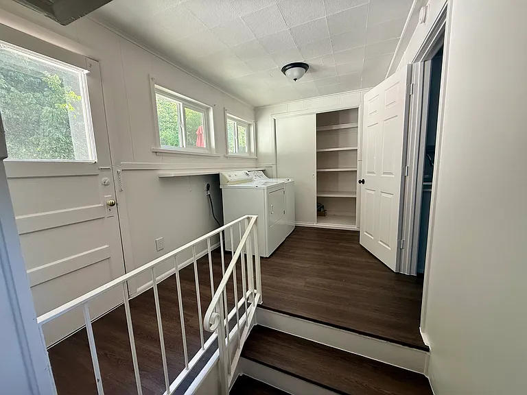 160 E Prospect St — Photo 10