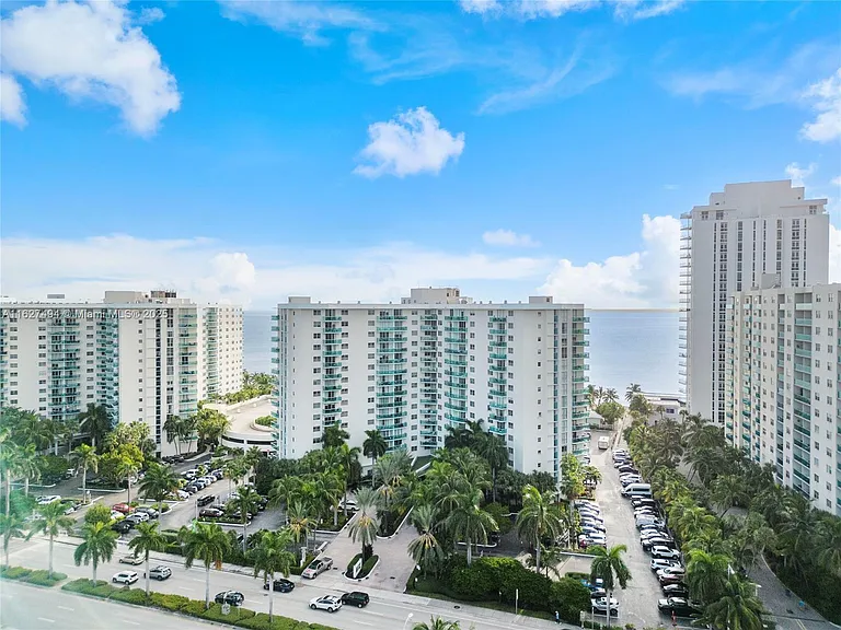 3801 S Ocean Dr #10H — Photo 22