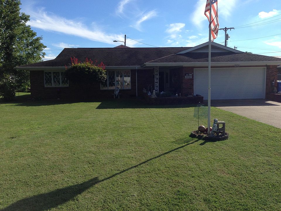 1st image of 1005 Plymouth Pl