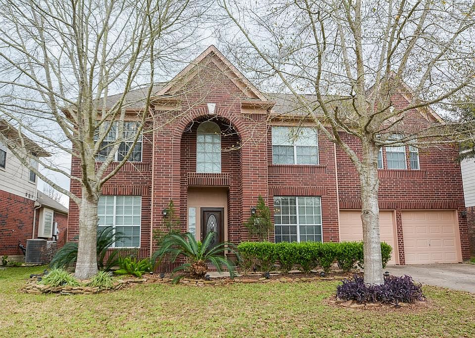 1st image of 3305 English Oaks Blvd