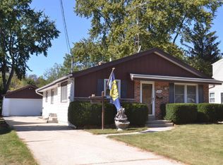 1200 N Grandview Blvd, Waukesha, WI 53188