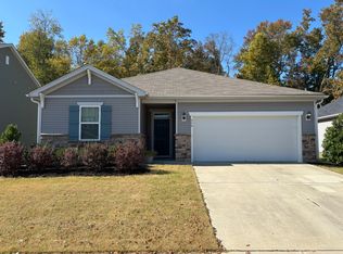 359 Summer Ranch Dr, Fuquay Varina, NC 27526