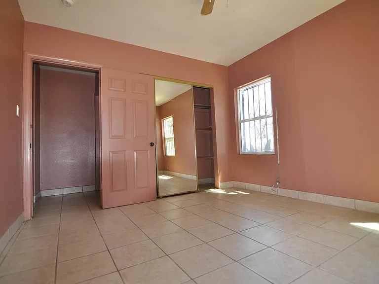 6125 S Hobart Blvd #6125 — Photo 9