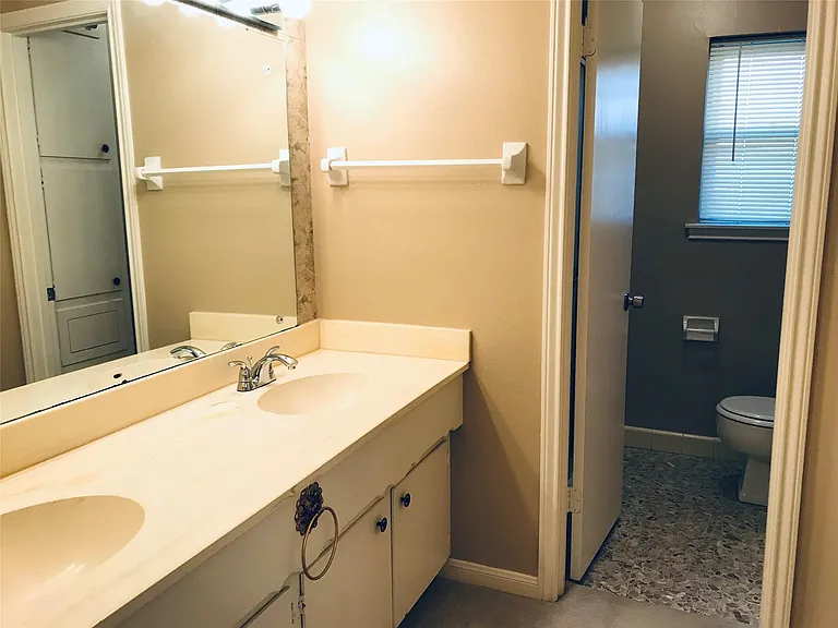 3110 Springhill Dr — Photo 36