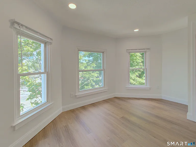 16 Benham Rd #D — Photo 10