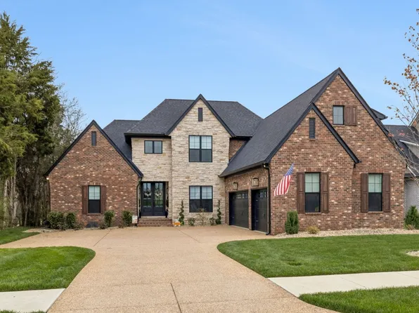 845 Brook Trl, Lebanon, TN 37087