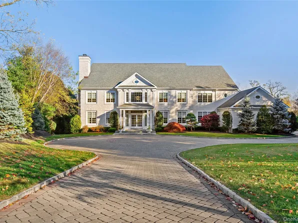 15 Knightsbridge Manor Road, Purchase, NY 10577