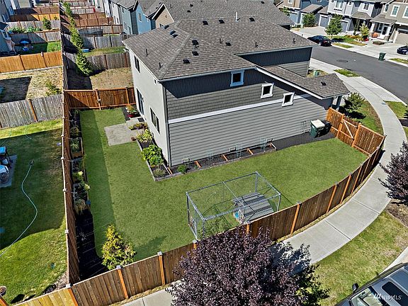 2nd image of 6939 Sweetgum Ave NE