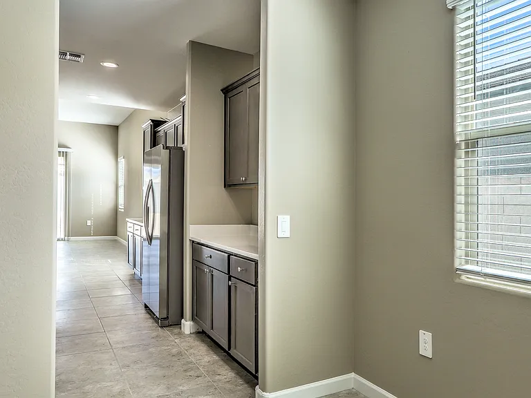 30358 W Crittenden Ln — Photo 15