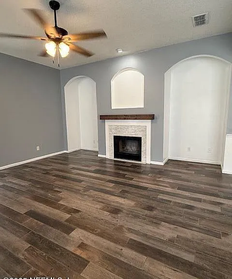 1687 Rustling Dr — Photo 10