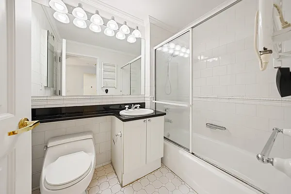 Rented by Compass | media 8