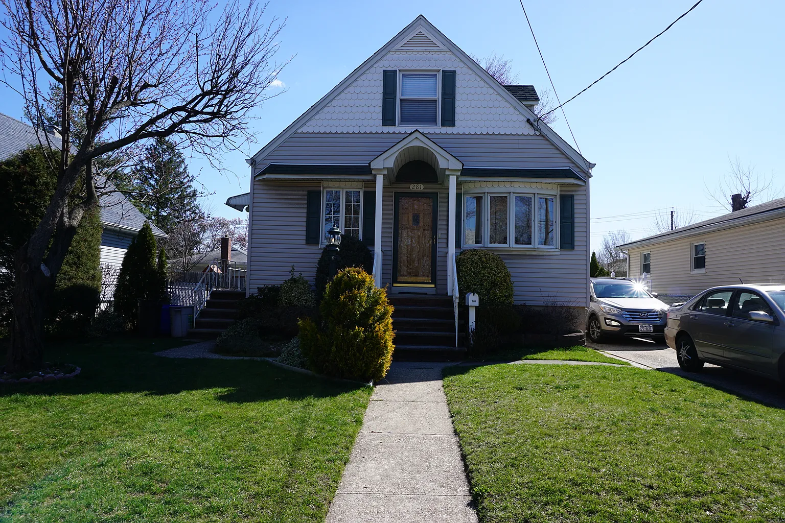 281 Willowbrook Rd photo 1