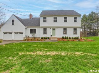 51 Sugar Loaf Rd, Guilford, CT 06437
