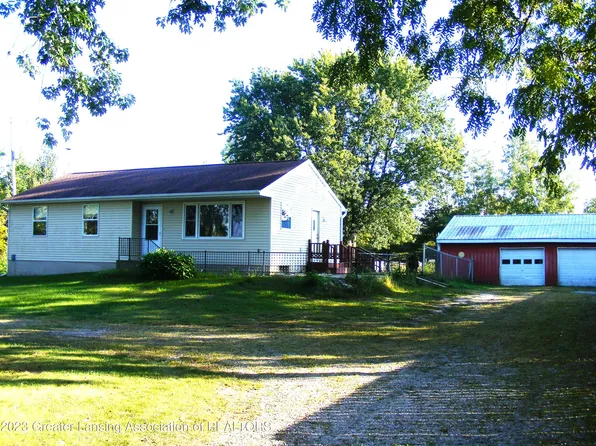 25010 T Dr N, Olivet, MI 49076