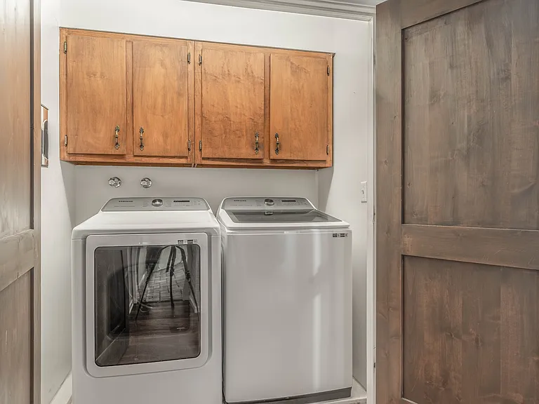 289 N 700 E — Photo 13