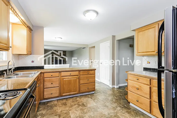 4206 Satellite Ave — Photo 6