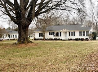 9915 Washam Potts Rd, Cornelius, NC 28031