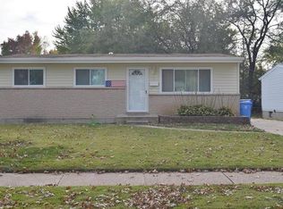 7 Kathleen Ct, Florissant, MO 63031