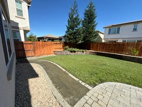 148 Wisteria Cir — Photo 19