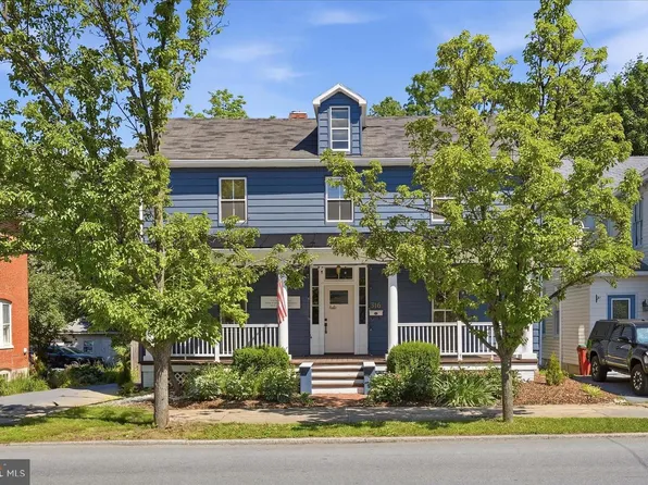 316 E Washington St, Charles Town, WV 25414