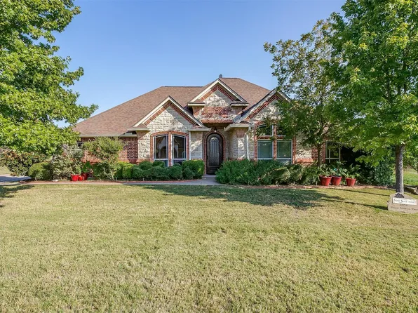 6204 Retreat Clubhouse Dr, Cleburne, TX 76033