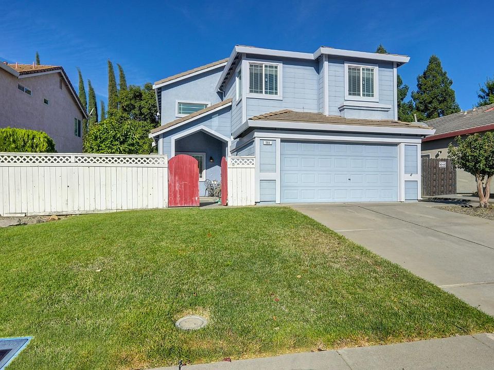 1st image of 584 Blarney Cir