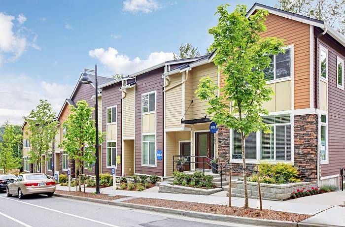Centerra Exterior