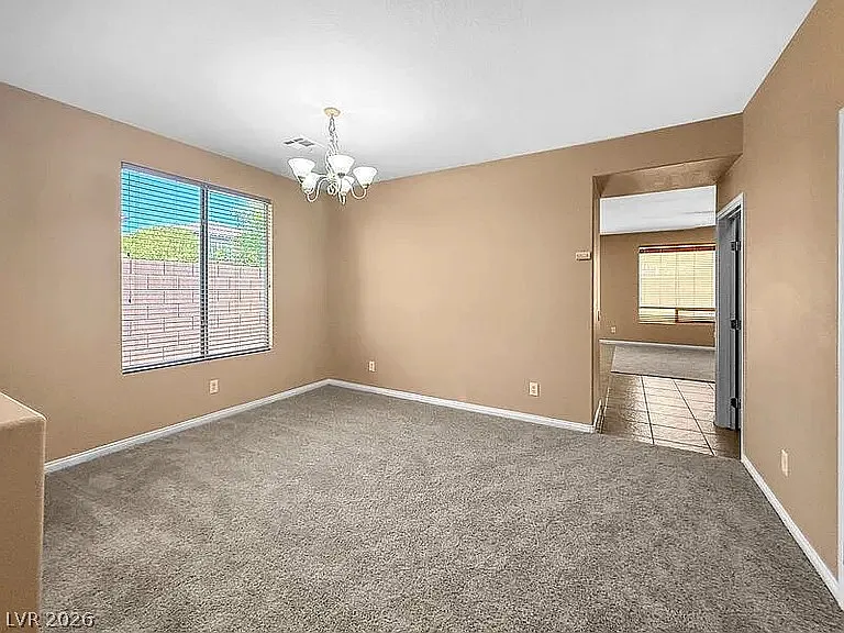 5 bed, 3.0 bath, 2296 sqft, $2,695 — Photo 2