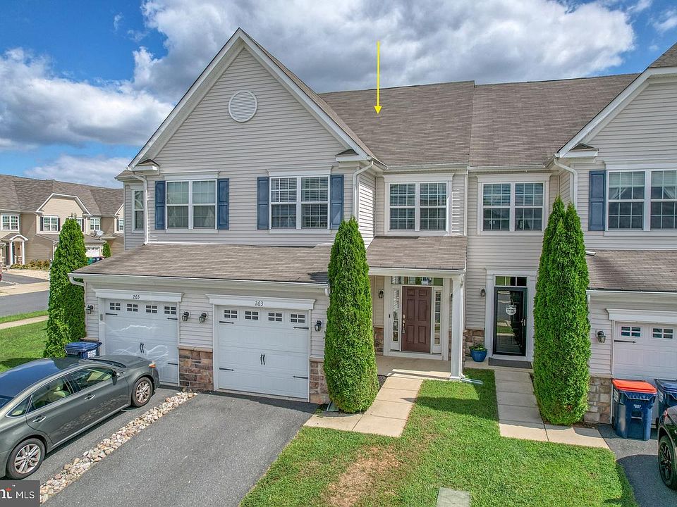1st image of 263 Wilmore Dr