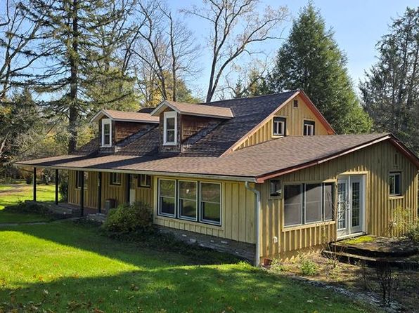 38 Hillside Ln, Morris Run, PA 16939