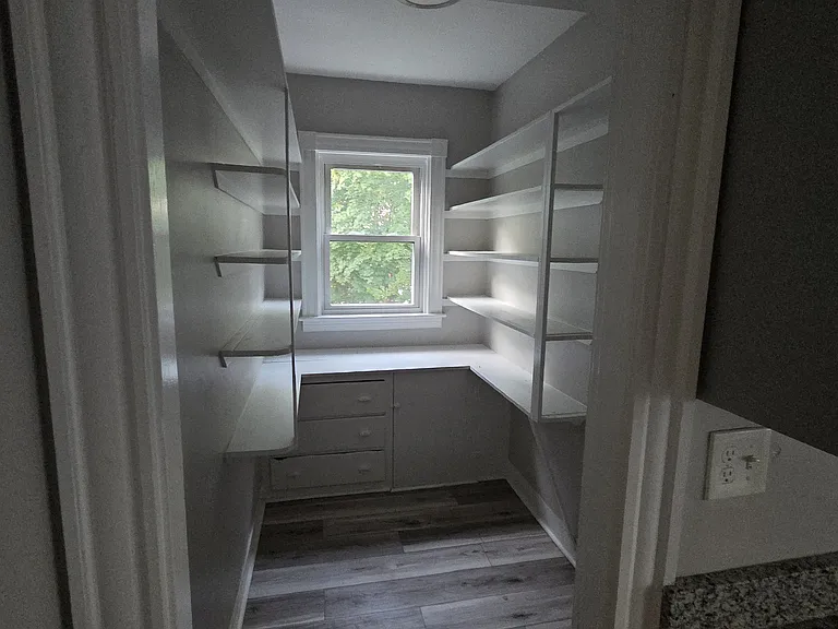 walk in pantry