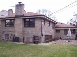 6640 N Keating Ave, Lincolnwood, IL 60712