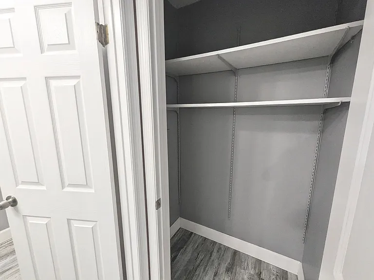 64 Howard St — Photo 15